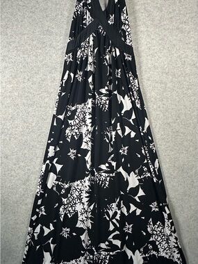 DKNY Black and White Floral Halter Sleeveless Maxi Sun Dress